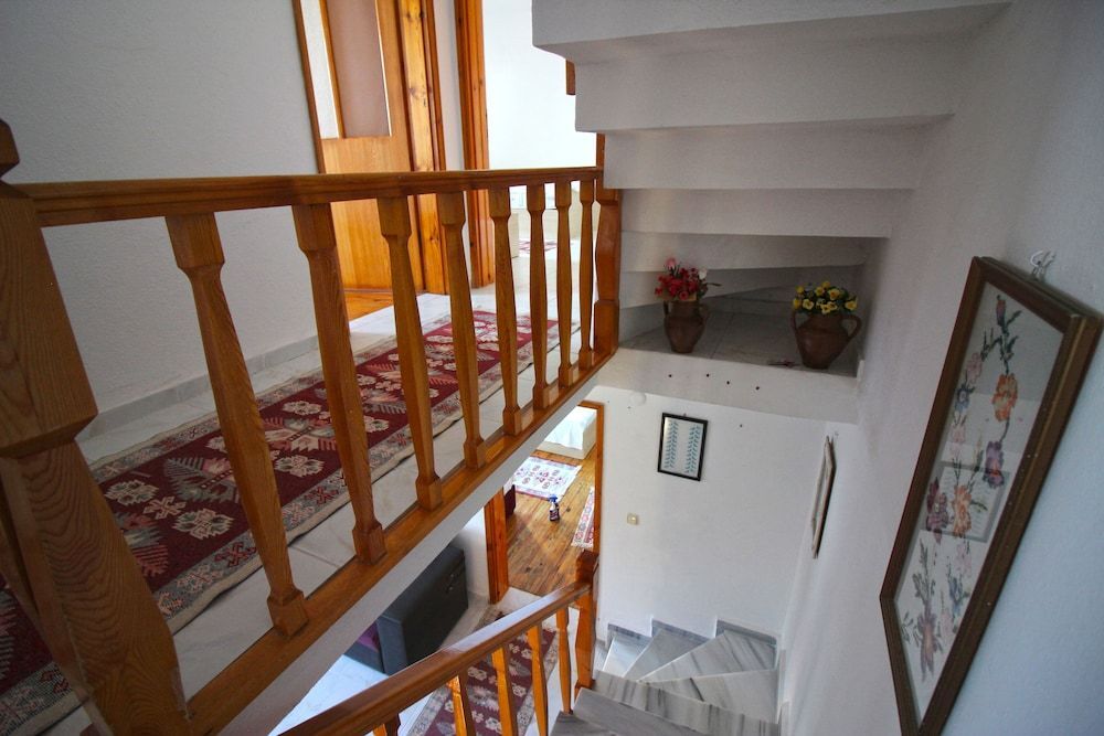 Бозджаада: Bozcaada Akdeniz Pansiyon