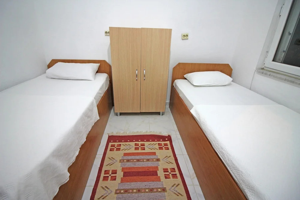 Бозджаада: Bozcaada Akdeniz Pansiyon