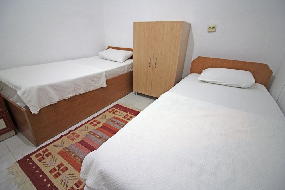 Бозджаада: Bozcaada Akdeniz Pansiyon