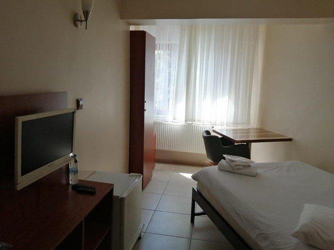 Бозуюк: Sahin Otel