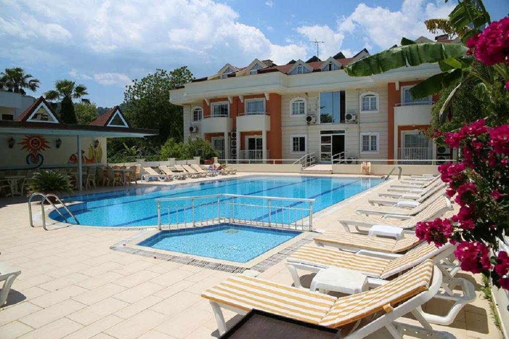Кемер: Qmax Apart Hotel