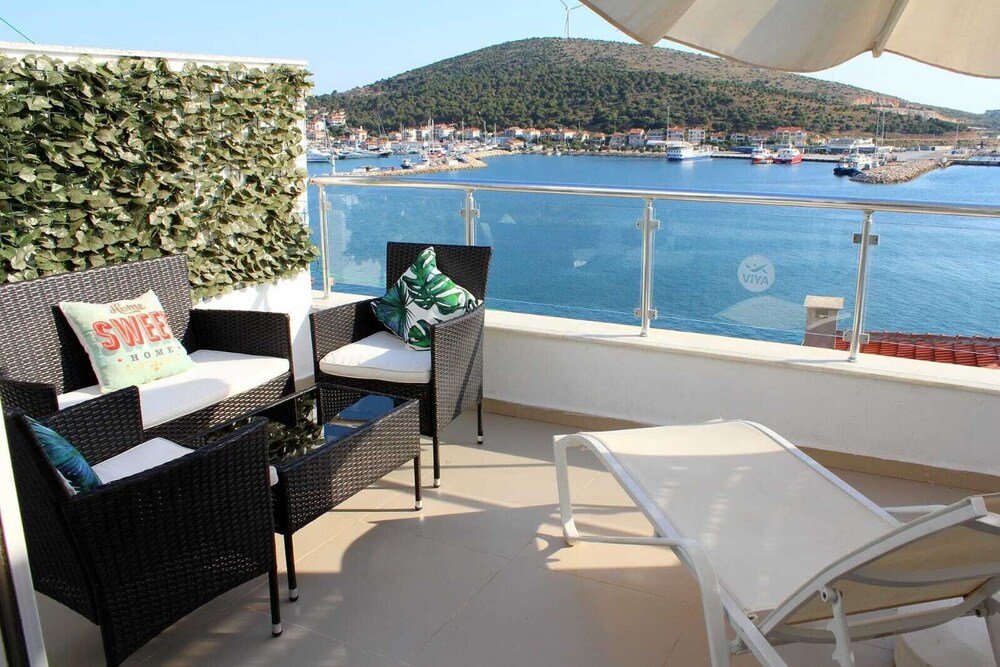 Чешме: Viya Plus Cesme