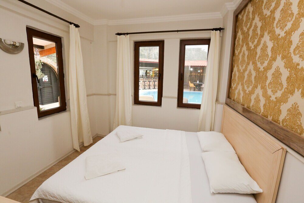 Дальян: Dalyan M-Otel
