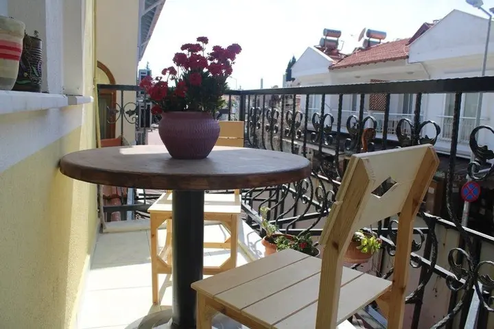 Дальян: Dionyssos Apartment 1