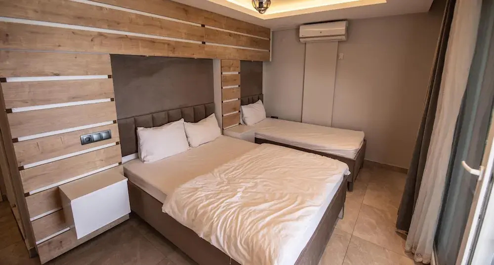 Силифке: Mose Restoran Motel Beach