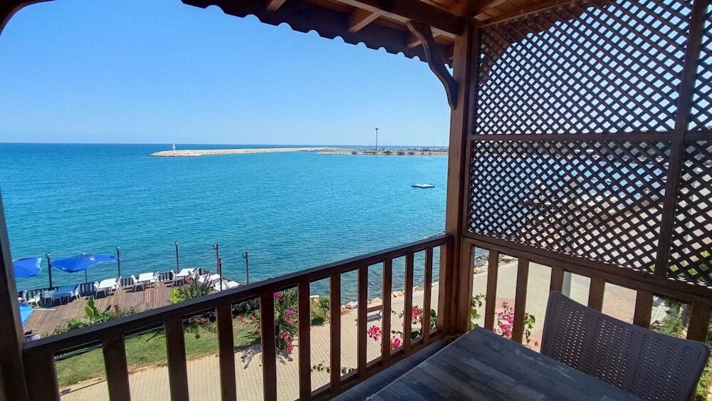 Силифке: Mose Restoran Motel Beach