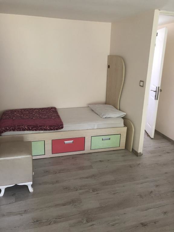 Урла: Can Otel Urla