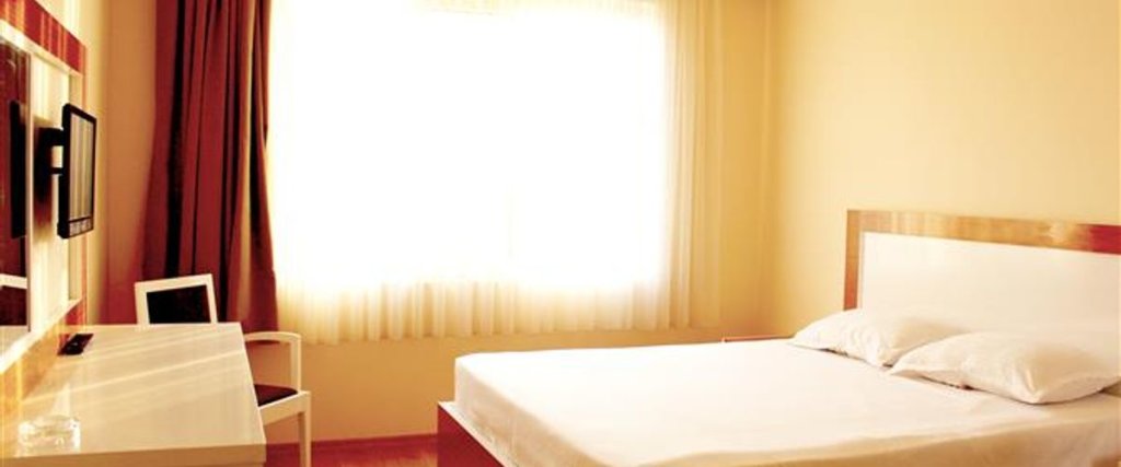 Дюздже: Otel Düzce