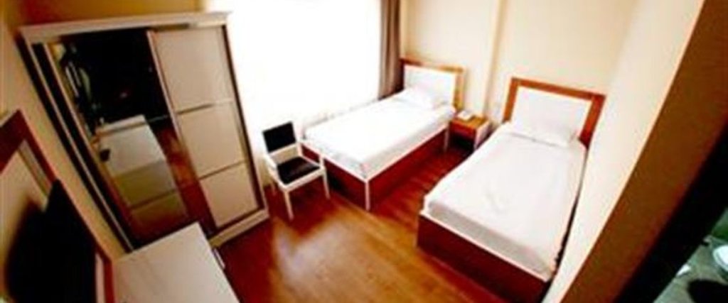 Дюздже: Otel Düzce