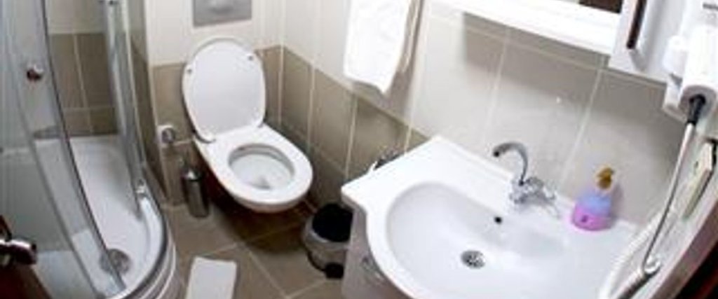 Дюздже: Otel Düzce