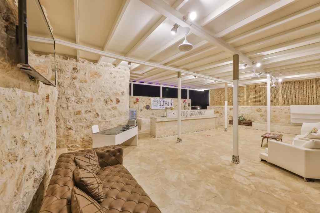 Каш: Mojo Boutique Hotel