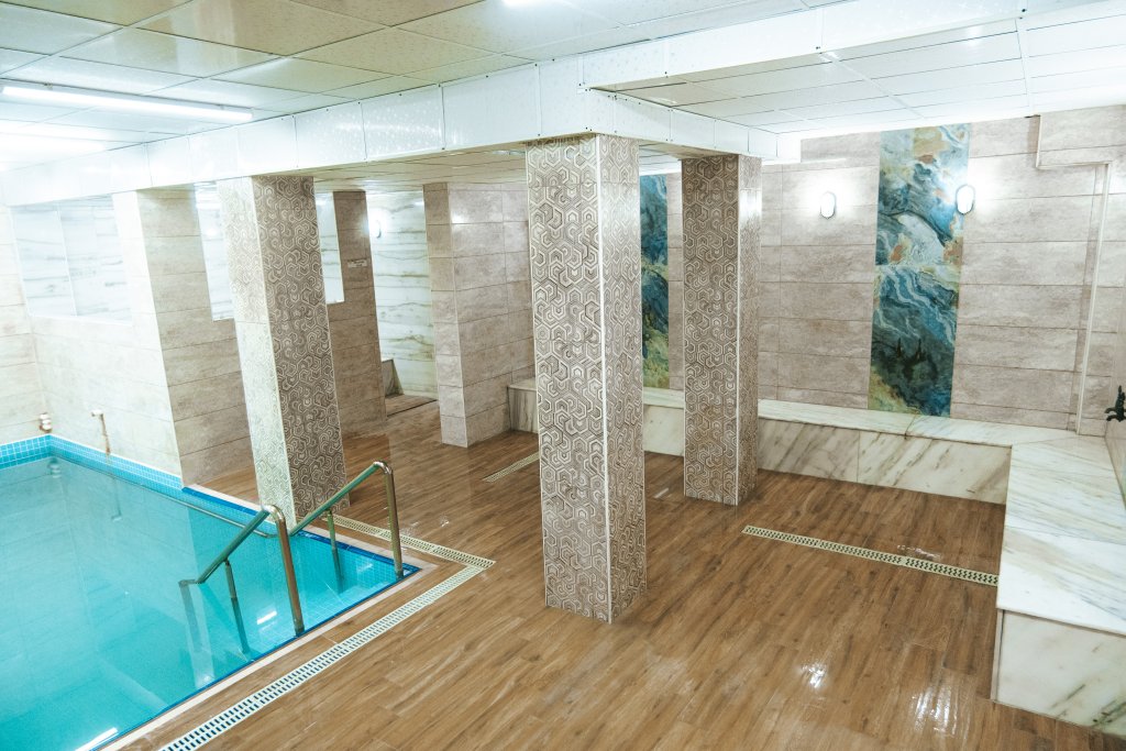 Газлигёль: Merkür Hotel