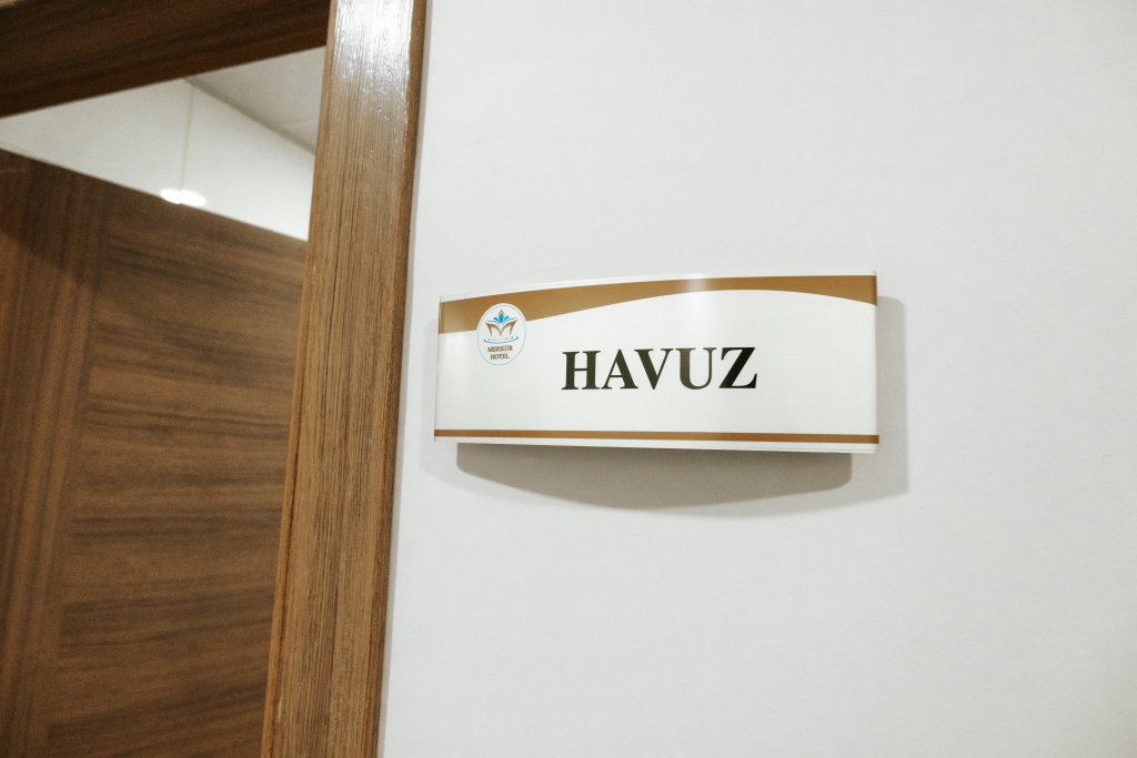 Газлигёль: Merkür Hotel