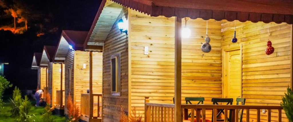 Кумлуджа: Karaöz Ayaz Apart Bungalows