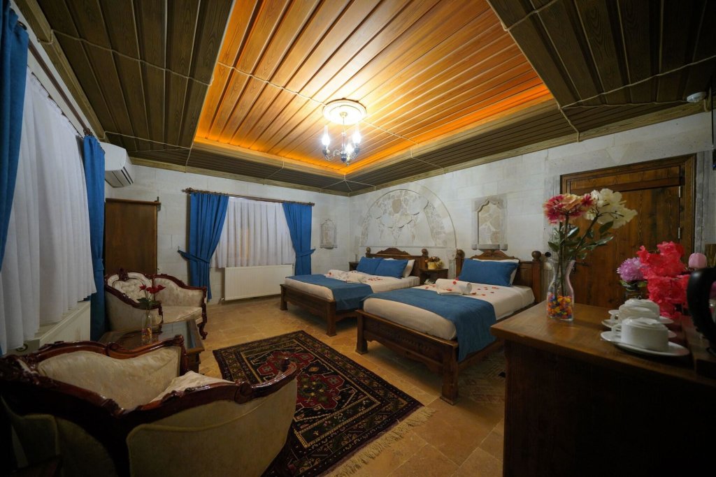 Гёреме: ShoeString Stone House
