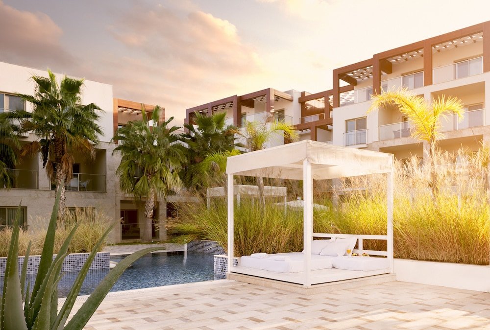 Тургутрейс: La Local Suites & Spa