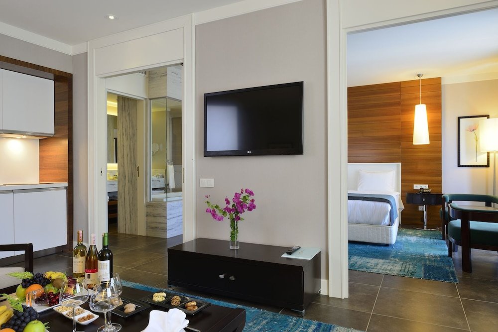 Тургутрейс: La Local Suites & Spa
