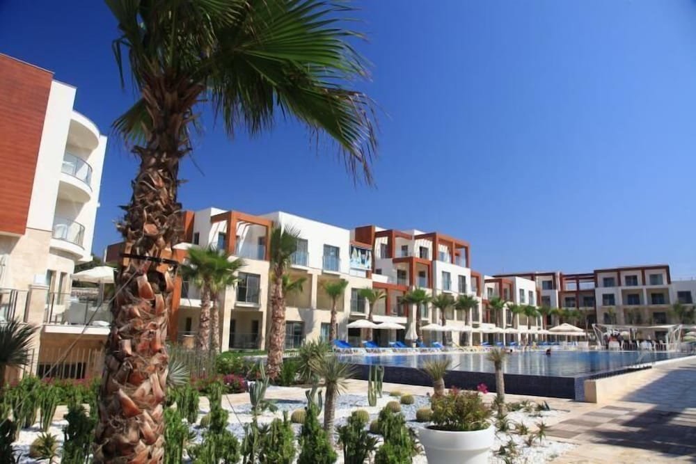 Тургутрейс: La Local Suites & Spa