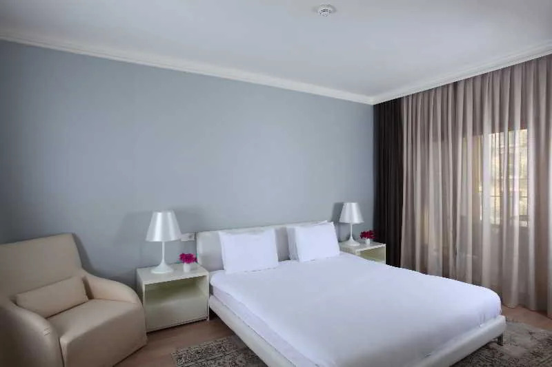 Тургутрейс: La Local Suites & Spa