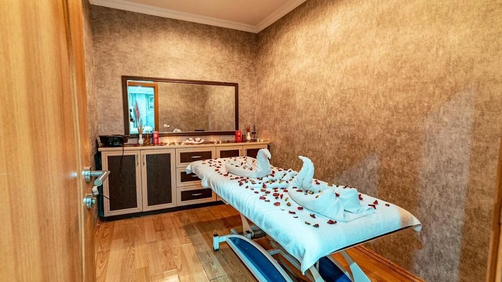 Эмет: Queen Thermal Resort Hotel & Spa