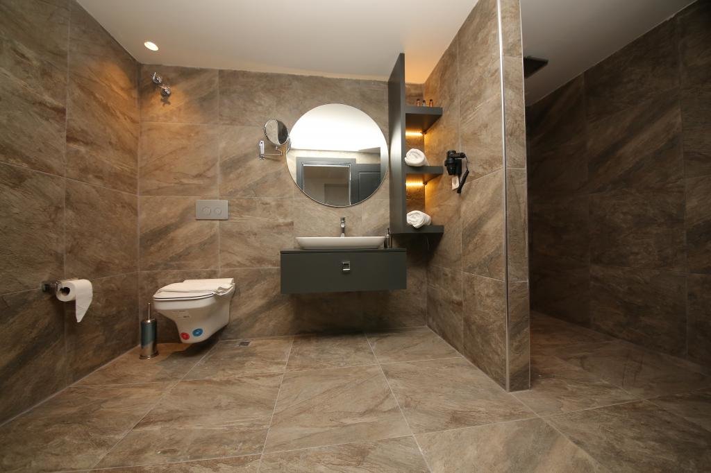 Карабюк: Germia Uni Hotel