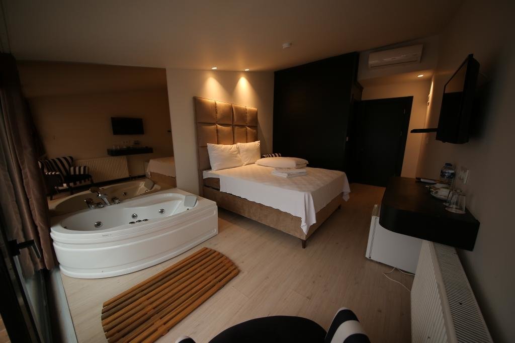 Карабюк: Germia Uni Hotel