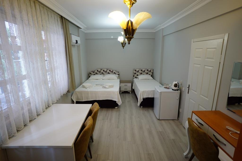 Муданья: La Fontaine Konak Otel
