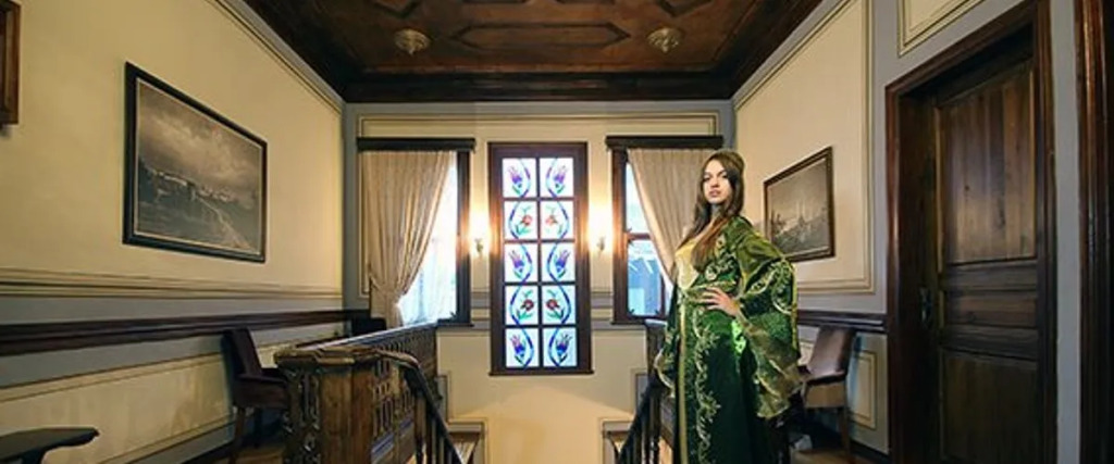 carousel image 4