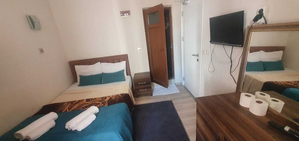Мармарис: Reis Beach Hotel&Restaurant