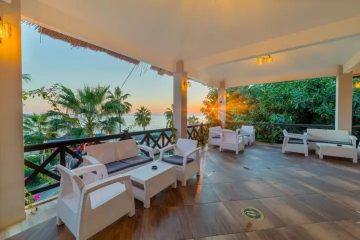 Окурджалар: Justiniano Club Alanya