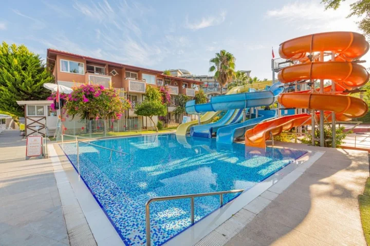 Окурджалар: Justiniano Club Alanya