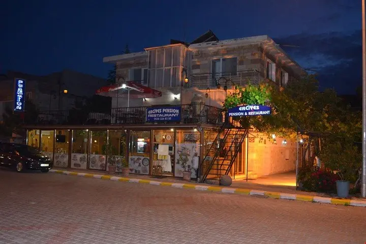 Учисар: Erciyes Pansiyon