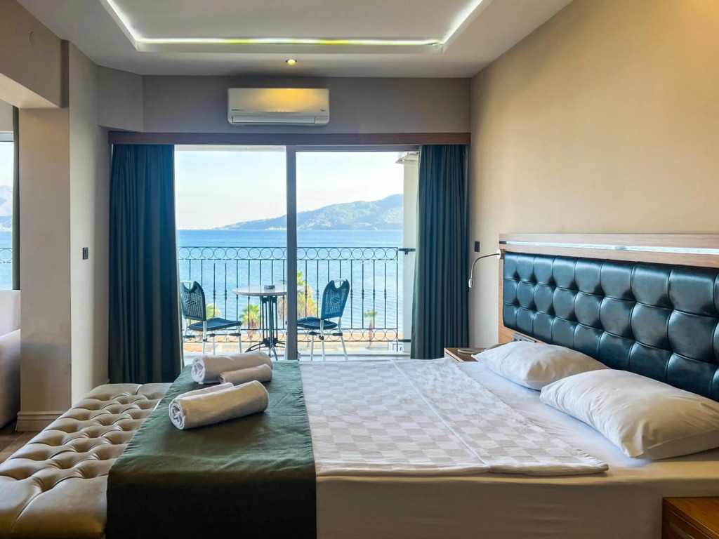 Мармарис: Aurasia Sea Side Hotel