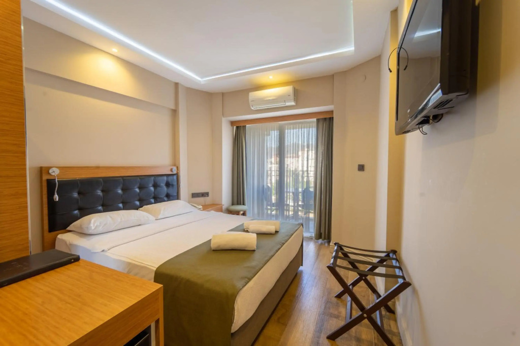 Мармарис: Aurasia Sea Side Hotel