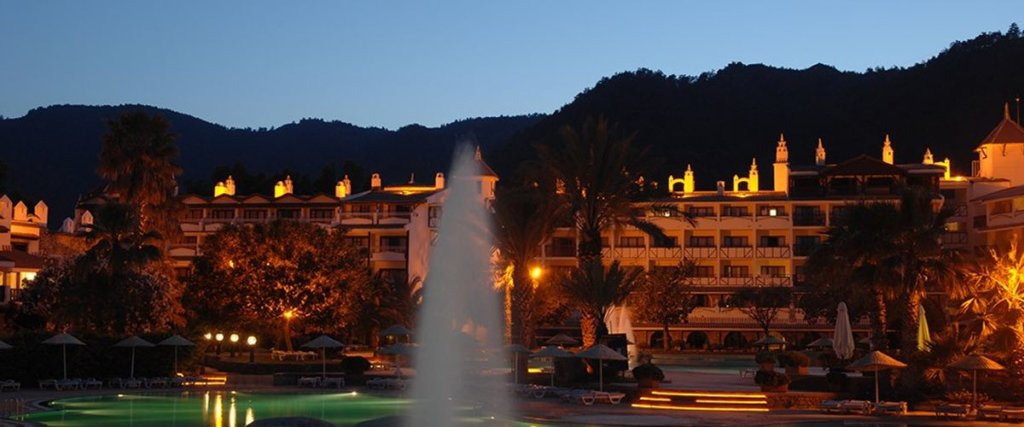 Мармарис: Martı Resort Hotel (*****)