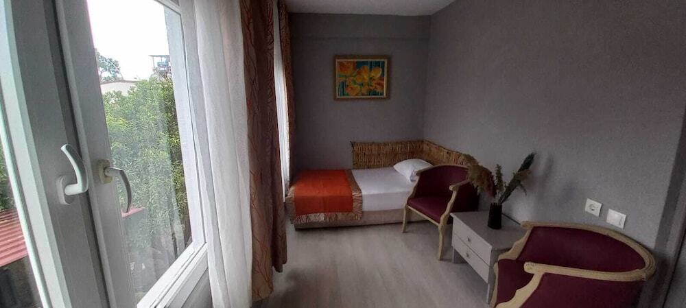 Бельдиби: Mert Hotel