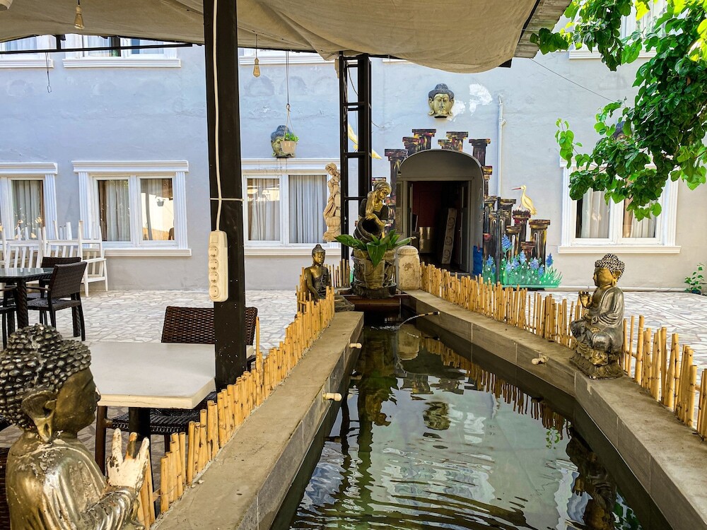 Бельдиби: Mert Hotel