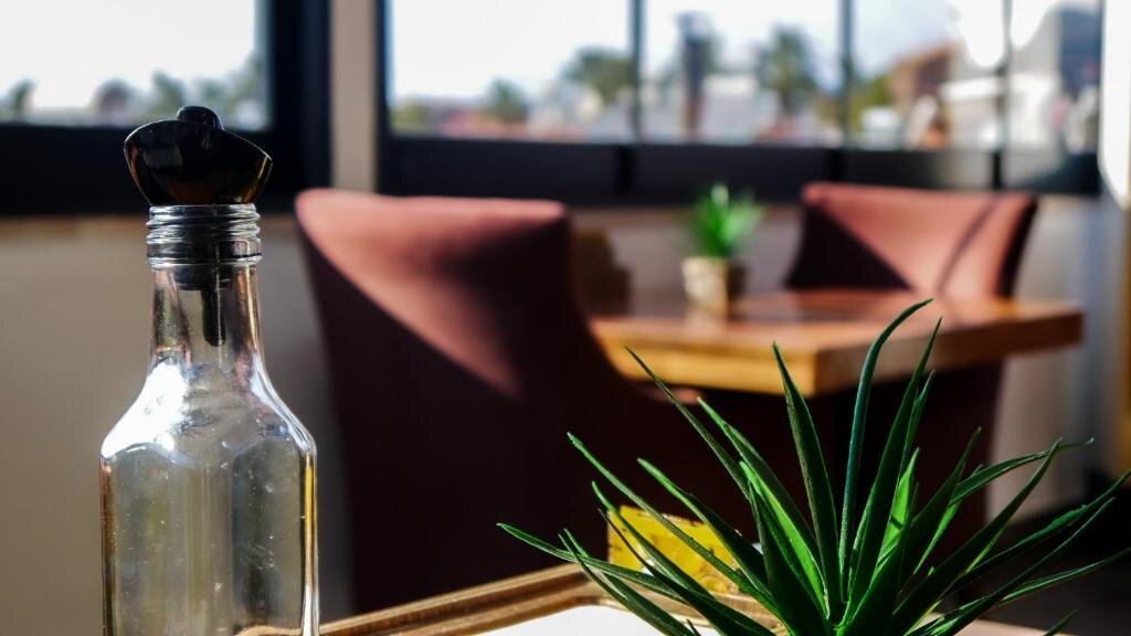 Фетхие: Nefis Hotel City