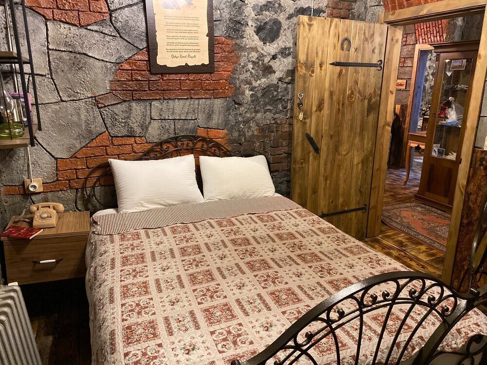 Карс: Suara Hotel