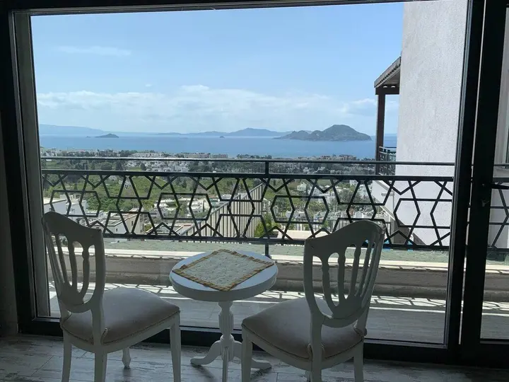 Тургутрейс: Bodrum - 5 Bedrooms Villa With Heated Pool