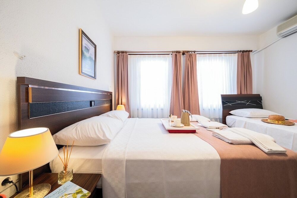 Бозджаада: Albatros Hotel