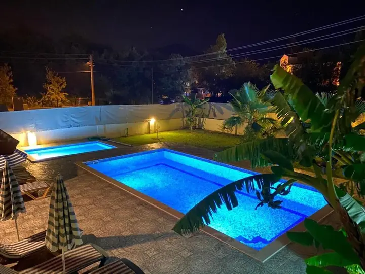 Дальян: Remarkable 4-bed Villa Tasgin 2 Pools