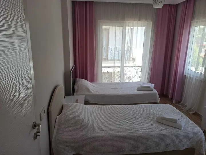 Дальян: Remarkable 4-bed Villa Tasgin 2 Pools