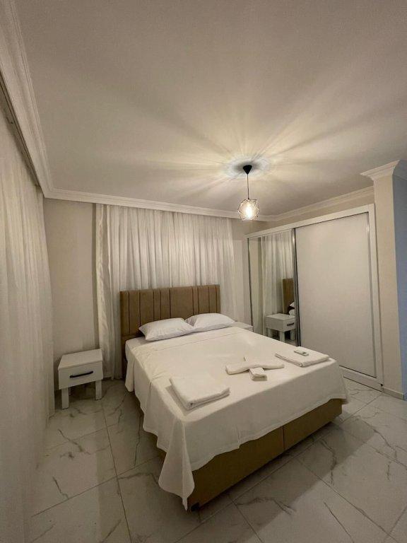 Дальян: Inviting 4-bed Villa Lina With lux Pool