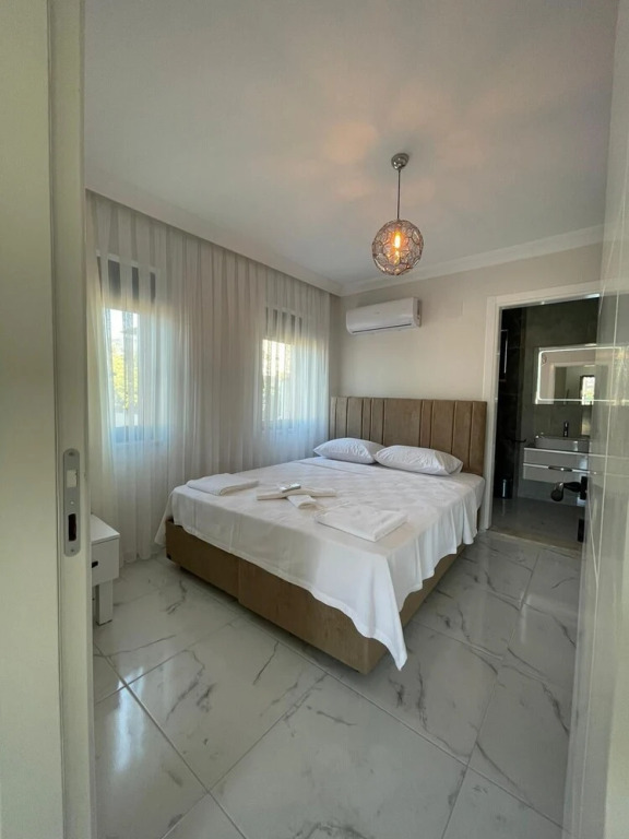 Дальян: Inviting 4-bed Villa Lina With lux Pool