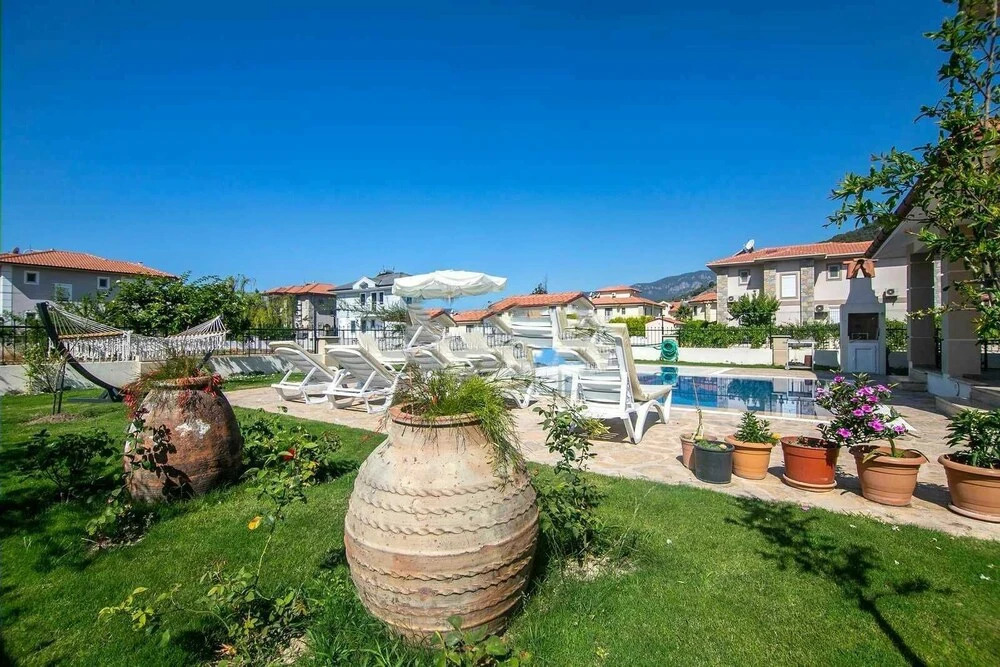 Дальян: Inviting 4-bed Villa Nil Dalyan With Child Pool