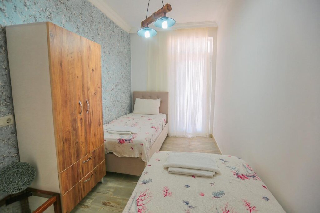 Каш: Alina Otel