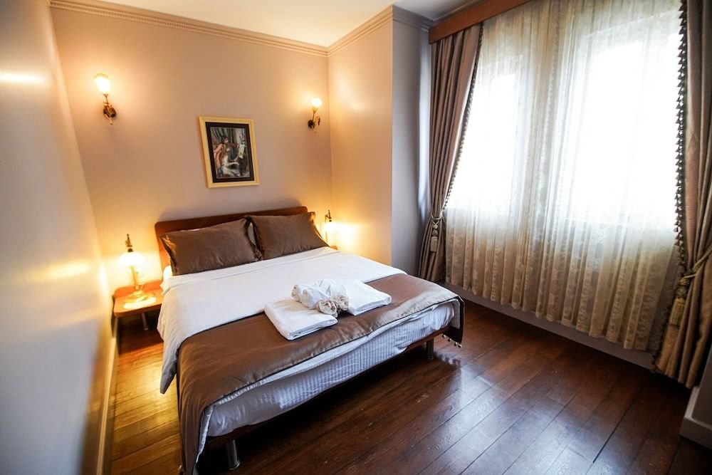 Бозджаада: Biz Otel