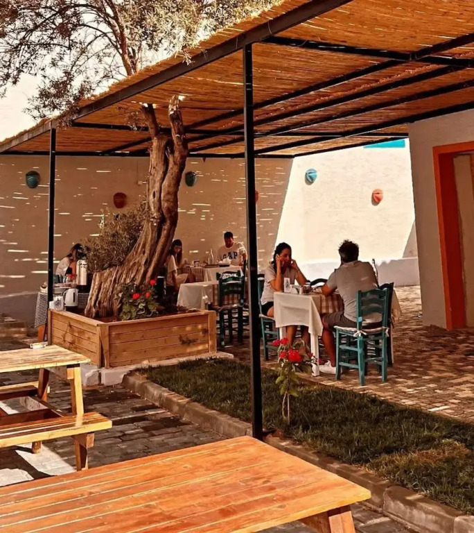 Бозджаада: İrinikos Otel