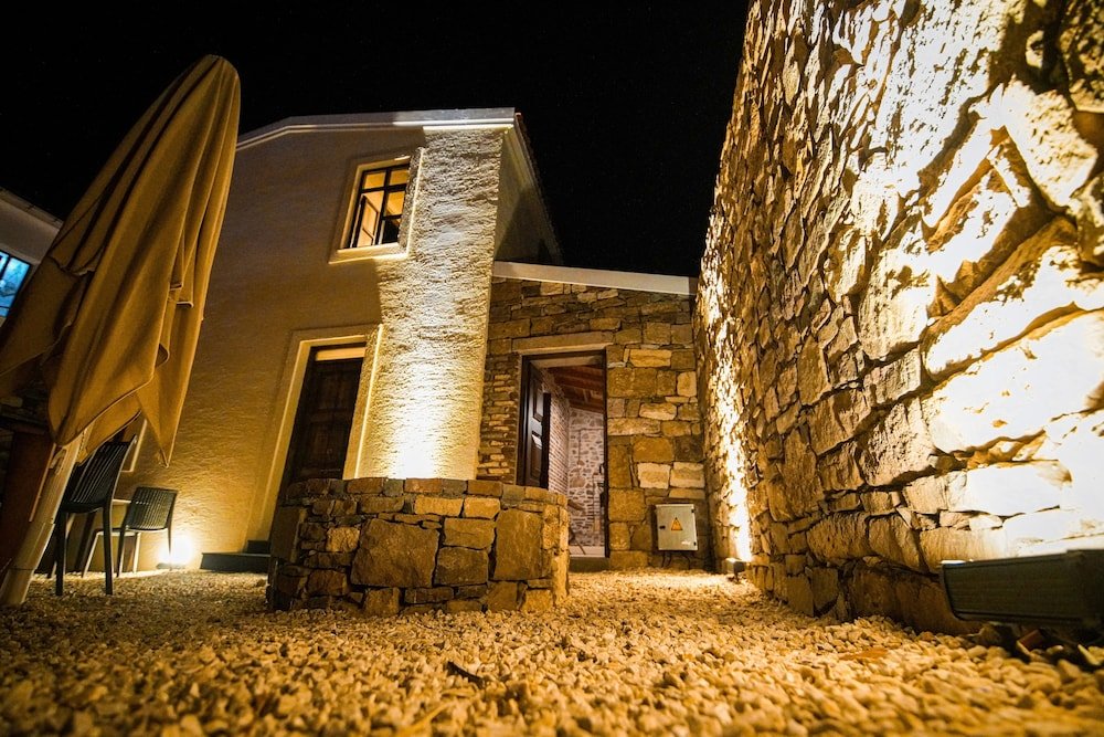 Бозджаада: İrinikos Otel